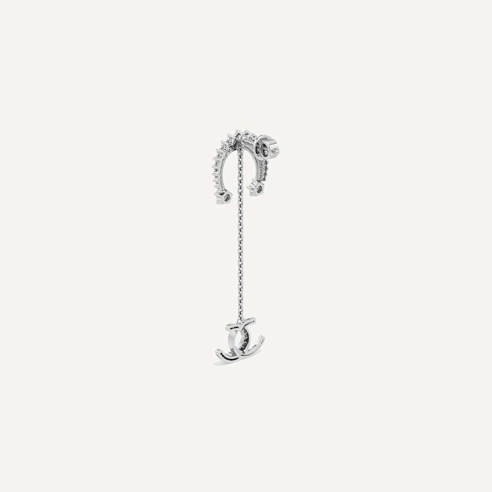 Fortuna Jump Line Horseshoe Earring