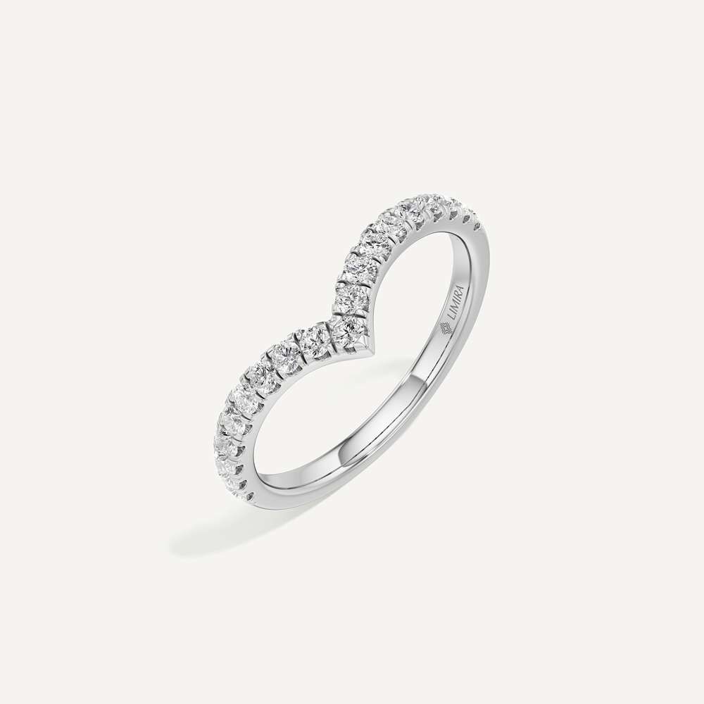 V-Crest Round Diamond